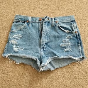Wrangler distressed Jean shorts